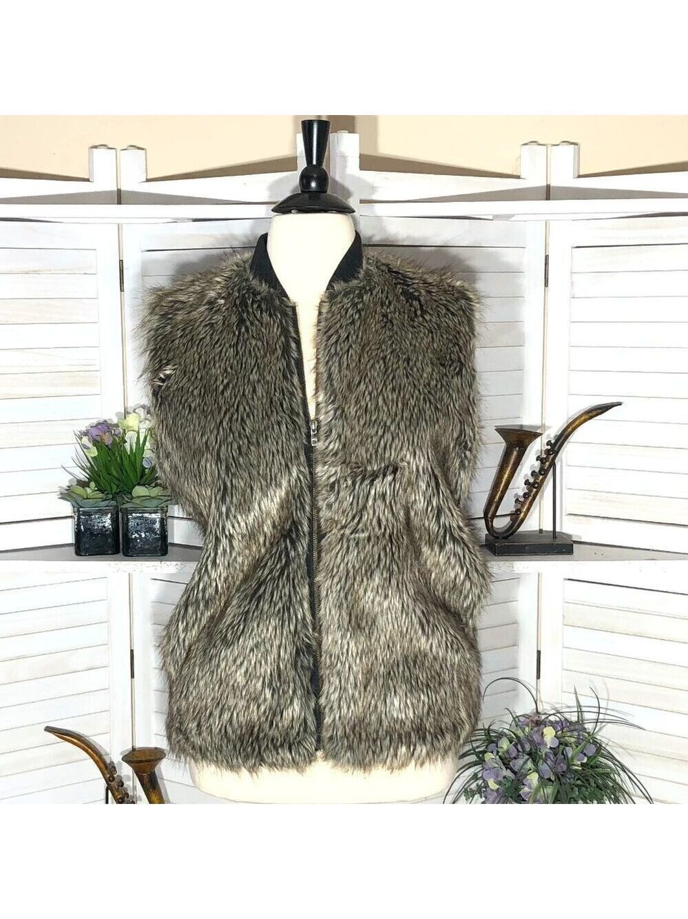 Asos Faux Fur brown vest pockets zipper ski resort travel elegant steampunk cozy